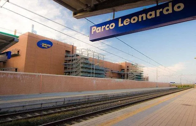 Apartment Comodo - Vicino Alla Fiera Di Roma E Alla Stazione Per L'Aeroporto Fiumicino